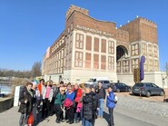 Cesta studentů Třetího věku do Pardubic za historií, architekturou a výstavou Andyho Warhola